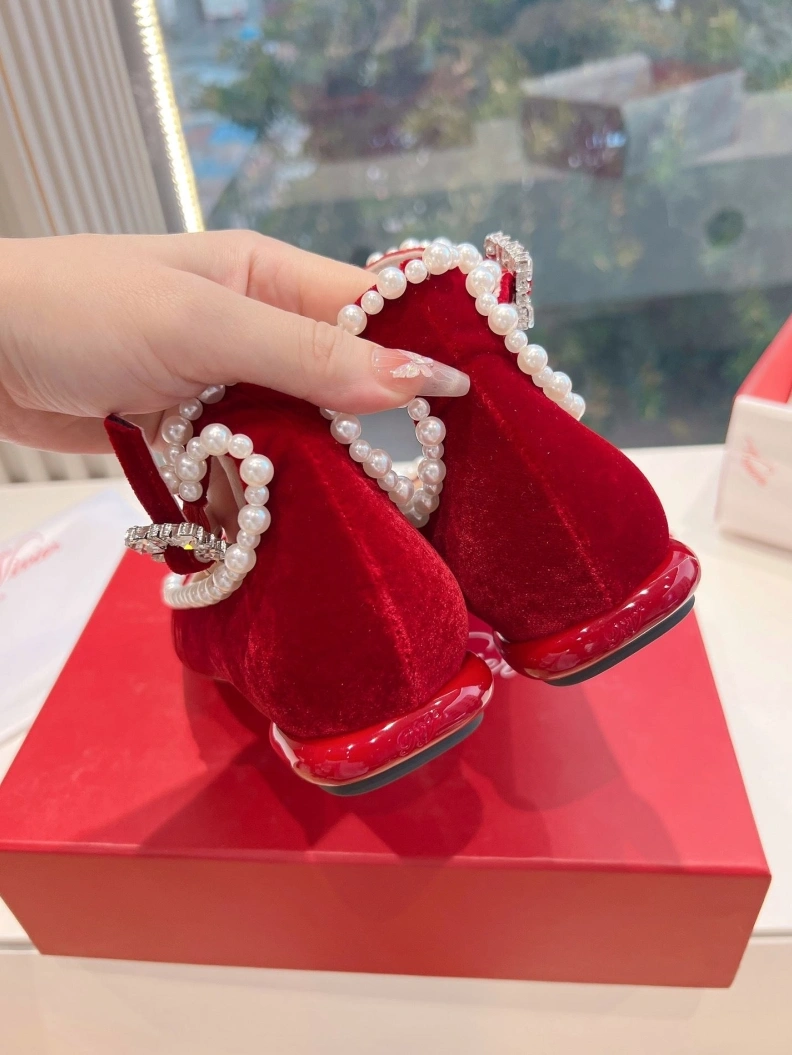 Bold Vxlxntino Sandals 228742