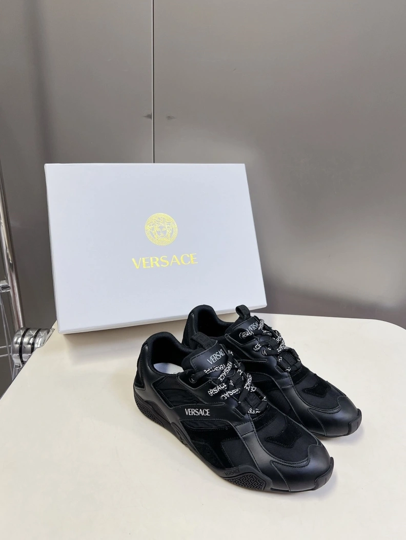 Sophisticated Gxvxnchy Sneakers 151773