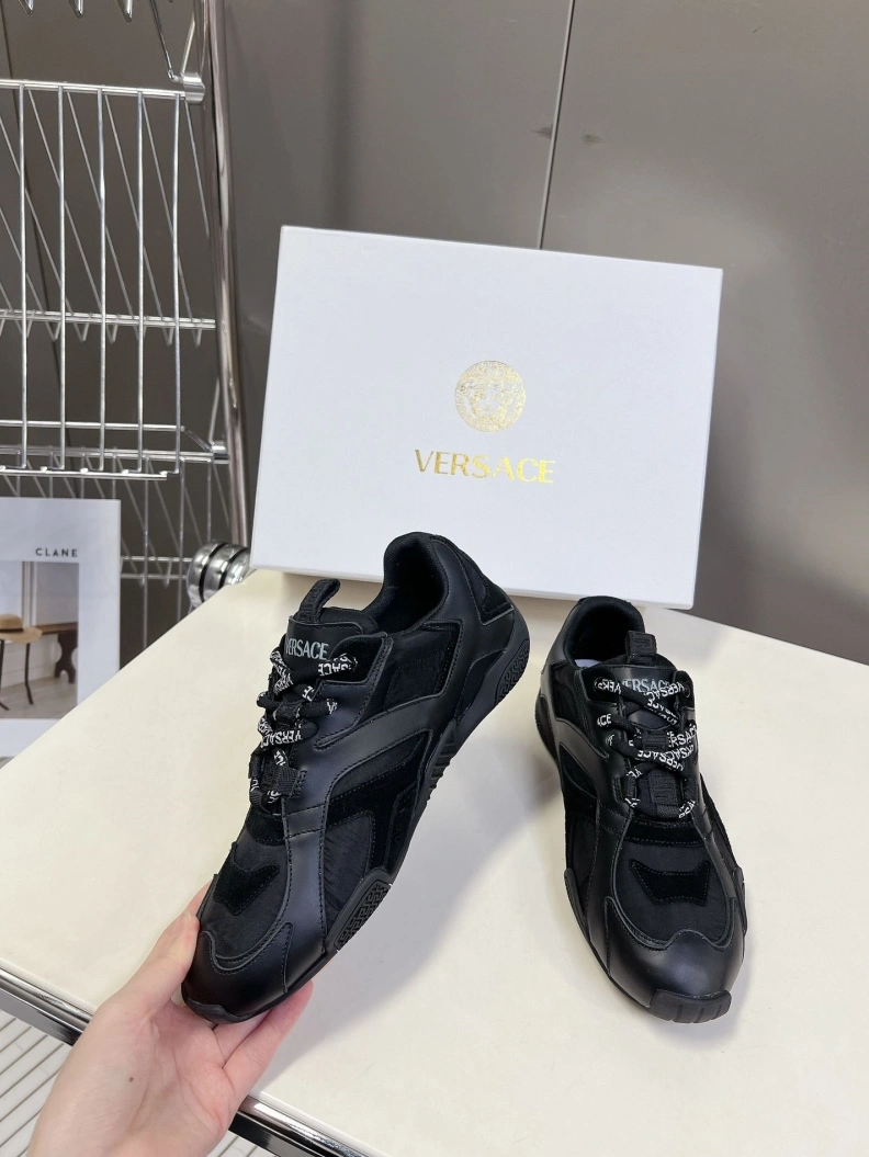Sophisticated Gxvxnchy Sneakers 151773