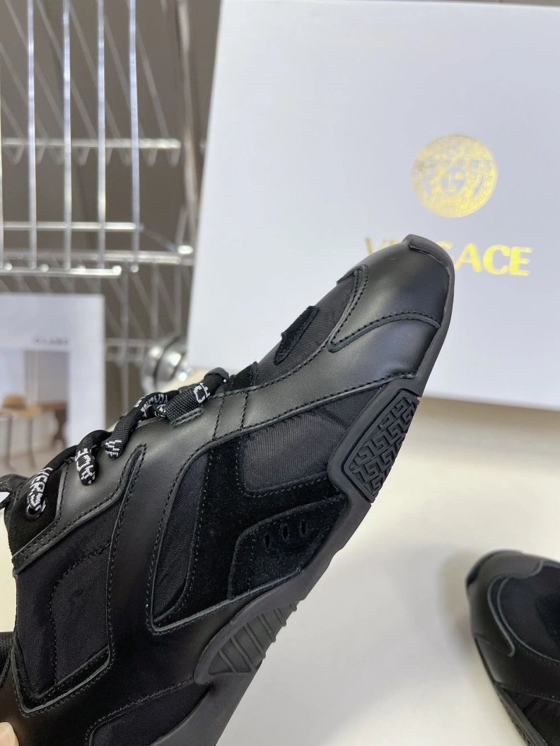 Sophisticated Gxvxnchy Sneakers 151773
