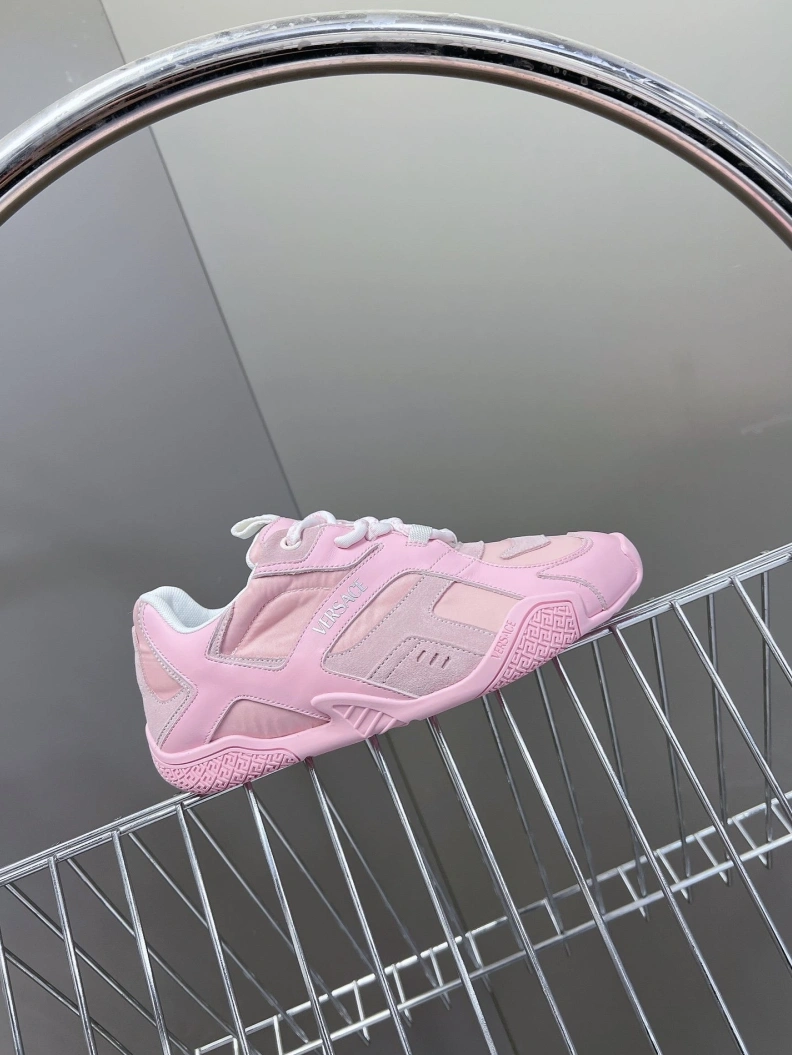 Comfortable Gxvxnchy Sneakers 151771