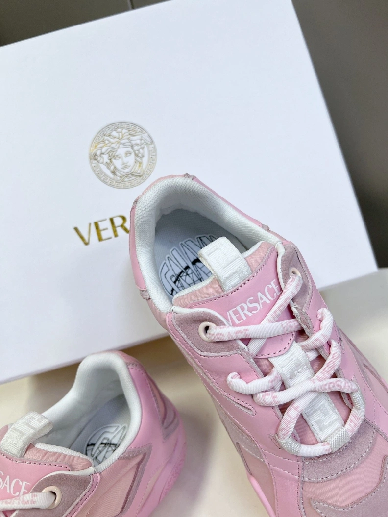 Comfortable Gxvxnchy Sneakers 151771
