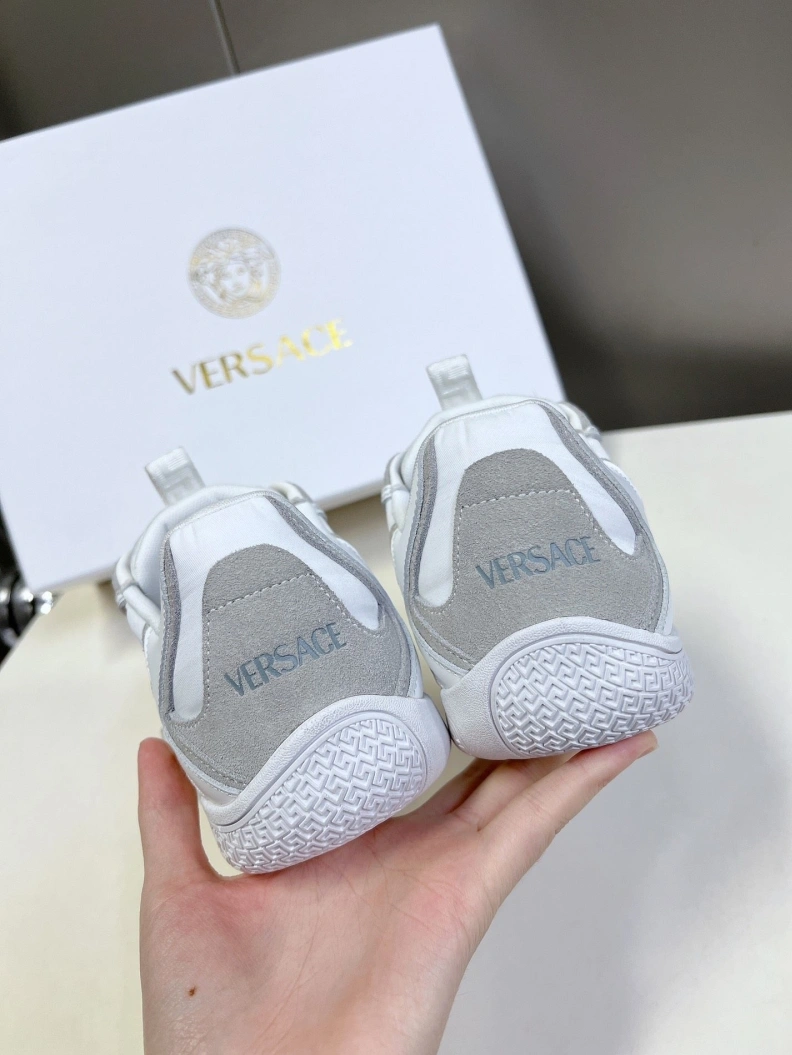 Stylish Gxvxnchy Sneakers 151767