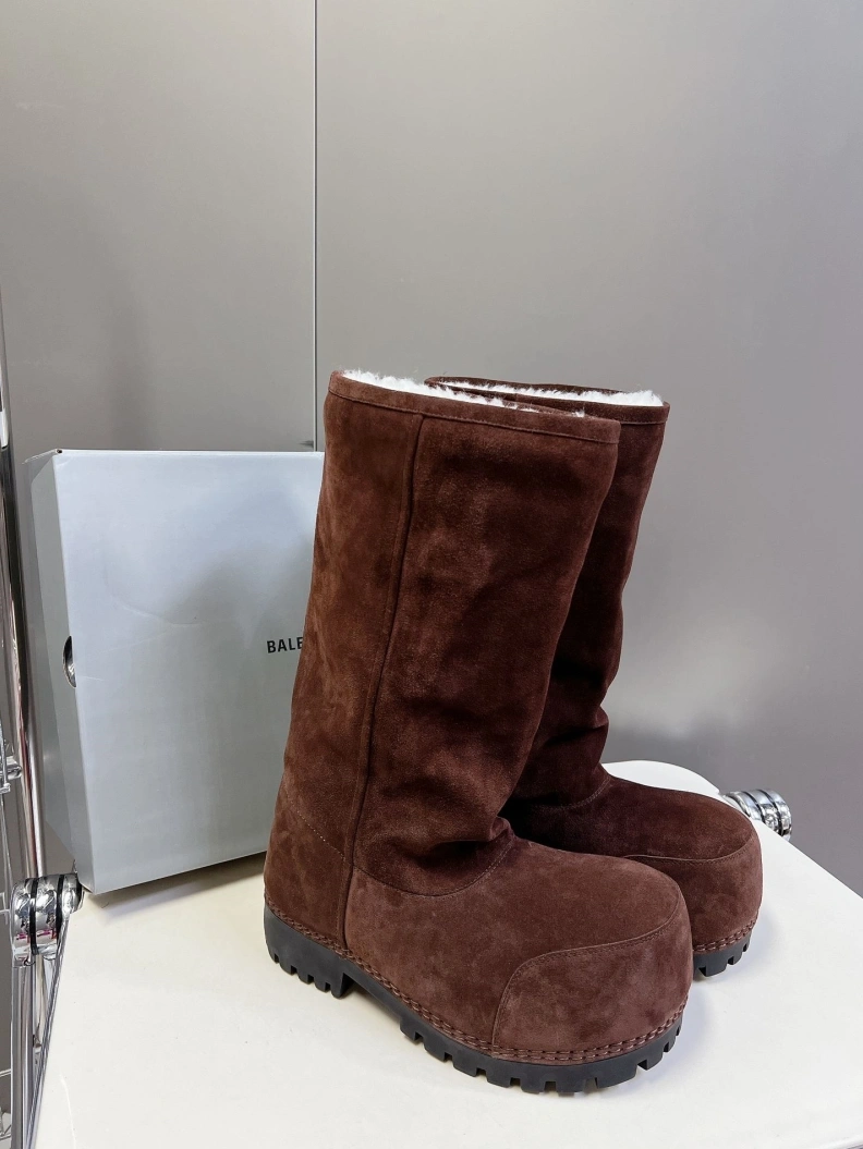 Trendsetting Bxlxnciaga Boots 109246