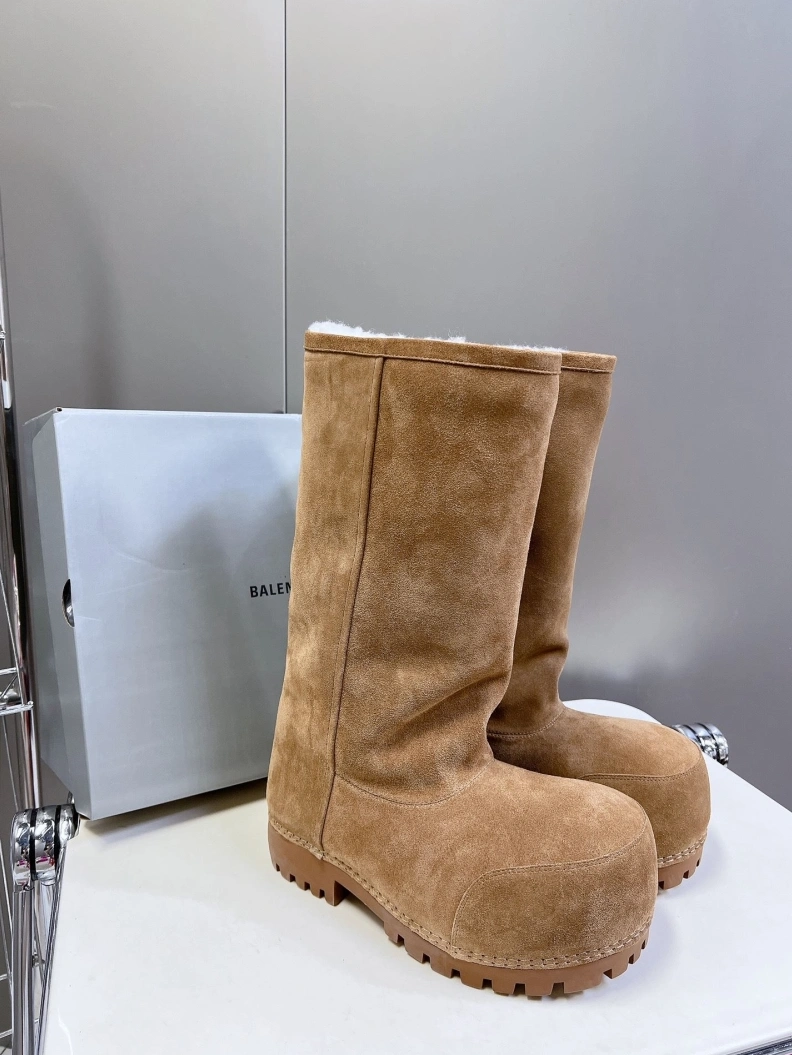Flexible Bxlxnciaga Boots 109236