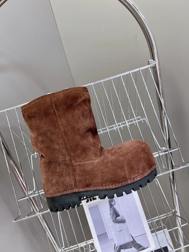 Bxlxnciaga Boots Refined 109228
