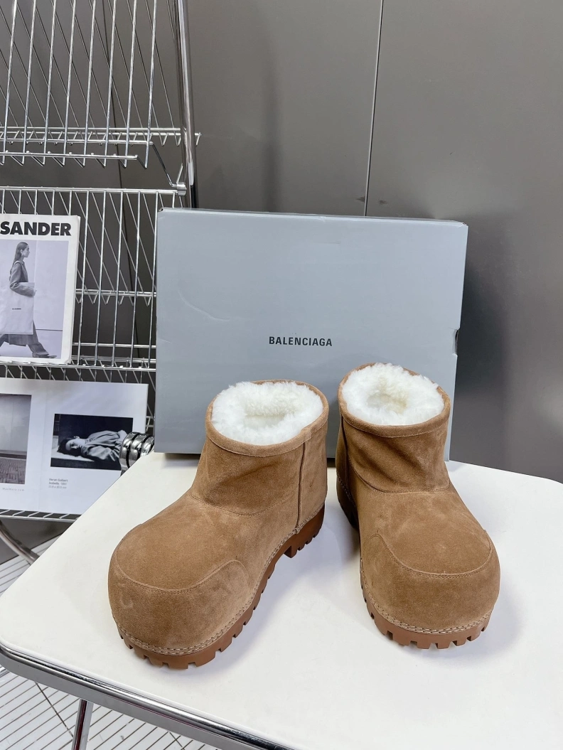 EyeCatching Bxlxnciaga Boots 109231