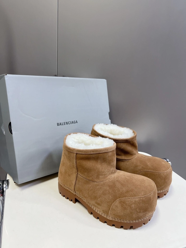 EyeCatching Bxlxnciaga Boots 109231