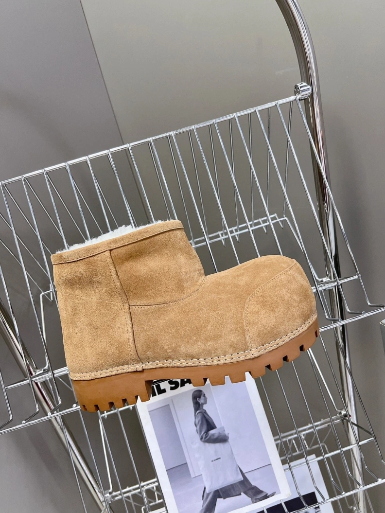 EyeCatching Bxlxnciaga Boots 109231