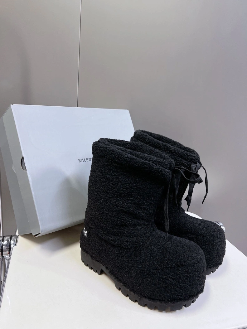 GoodFit Bxlxnciaga Boots 109213