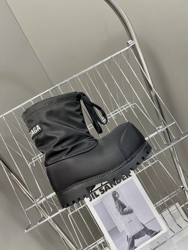 EasyMatch Bxlxnciaga Boots 109209
