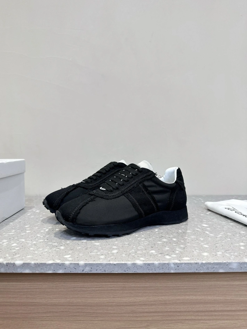 WellDesigned Othxr Sneakers 209636