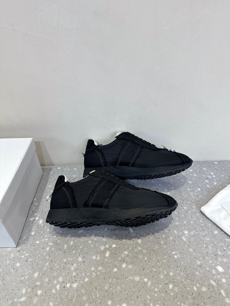 WellDesigned Othxr Sneakers 209636