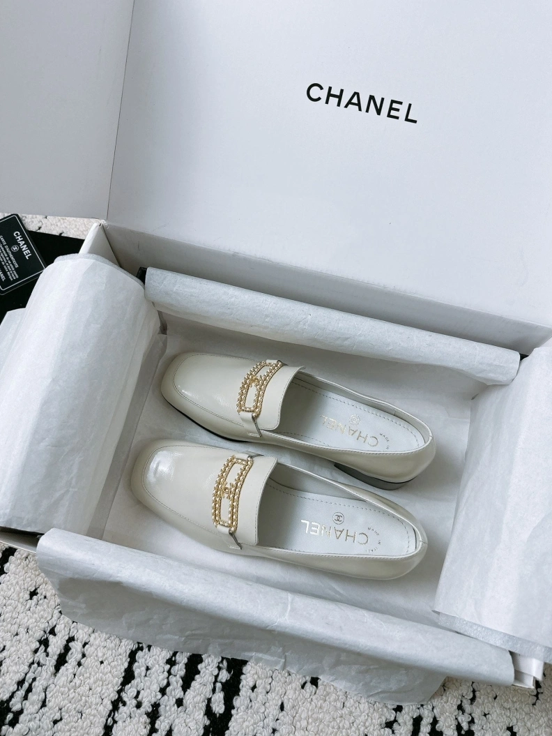 Chxnxl Leather Shoes Vibrant 117891
