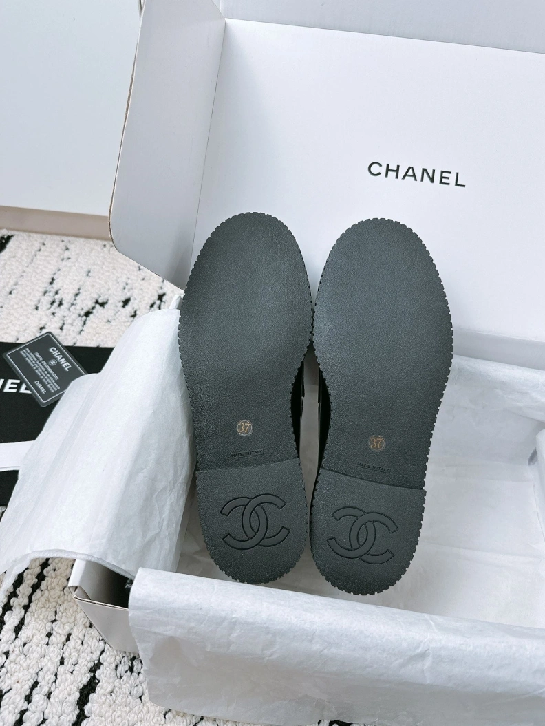 Cozy Chxnxl Leather Shoes 117867