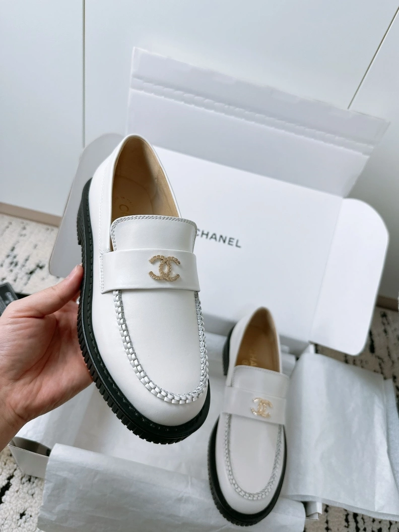 Sleek Chxnxl Leather Shoes 117855
