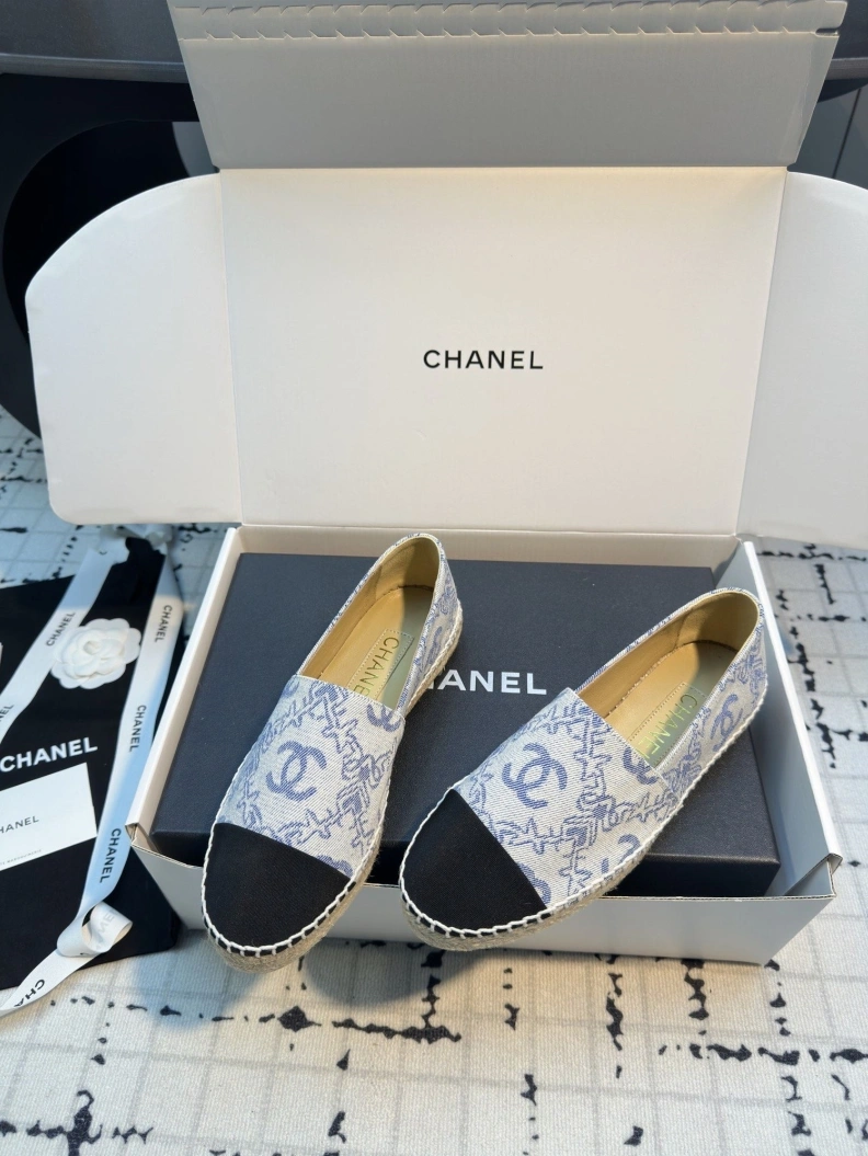 Stylish Chxnxl Leather Shoes 117846