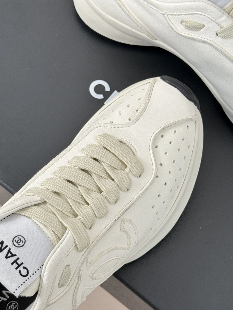 Resilient Alxxxnder Wxng Sneakers 107182