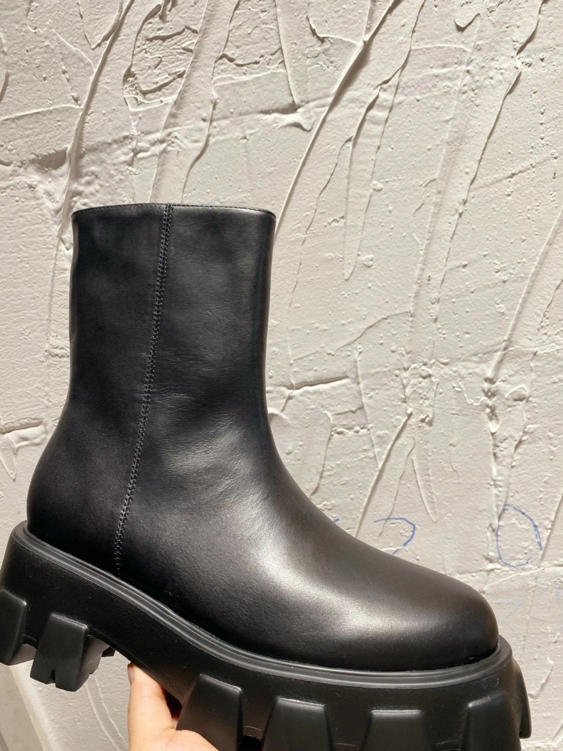 Sleek Othxr Boots 209773