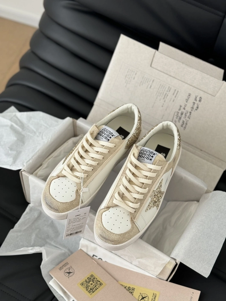Trendsetting Othxr Sneakers 209635