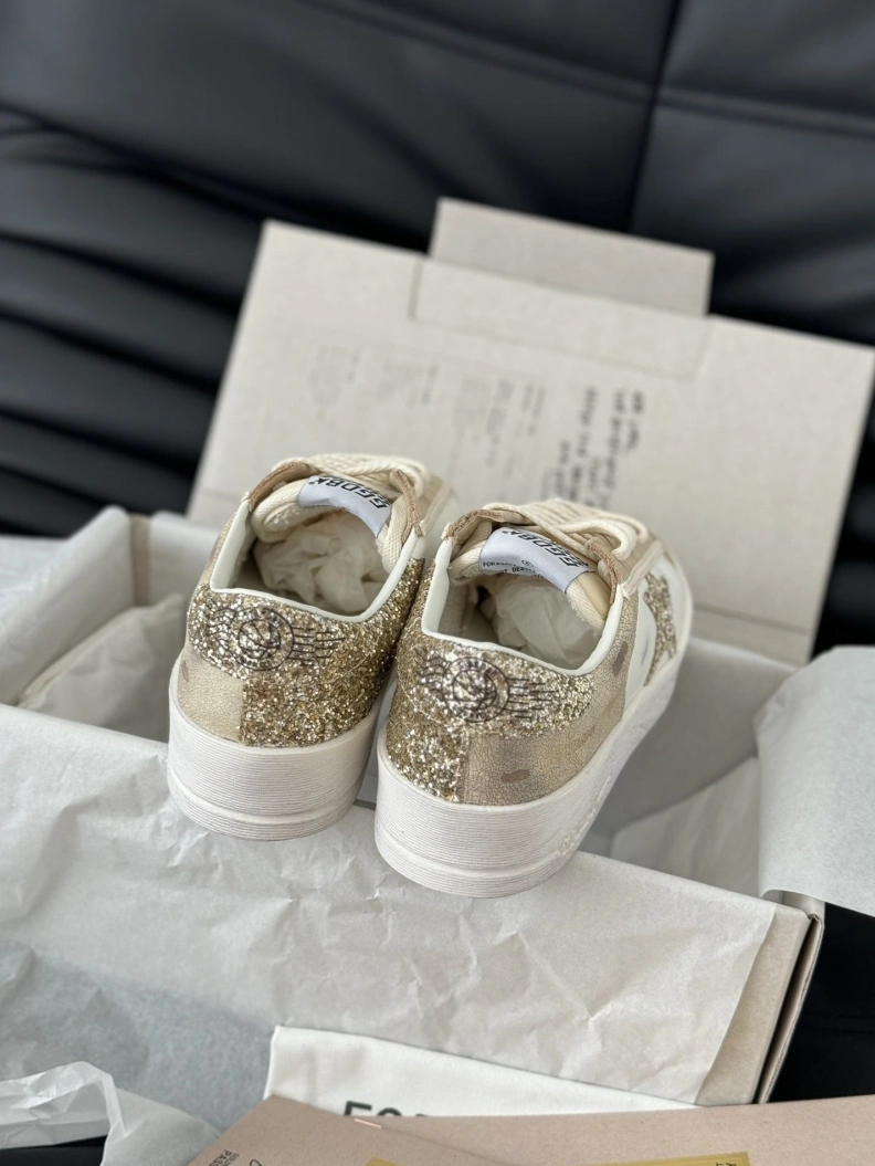 Trendsetting Othxr Sneakers 209635