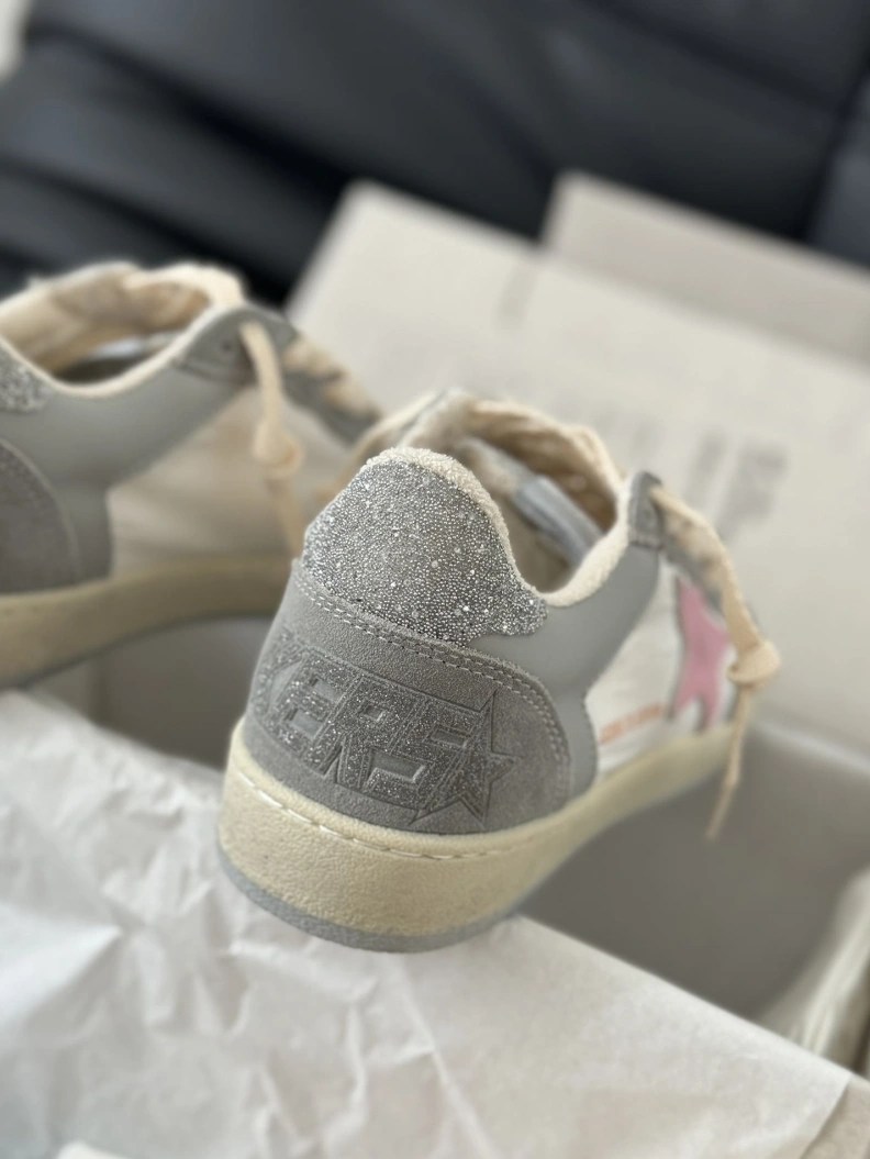 Trendsetting Othxr Sneakers 209525
