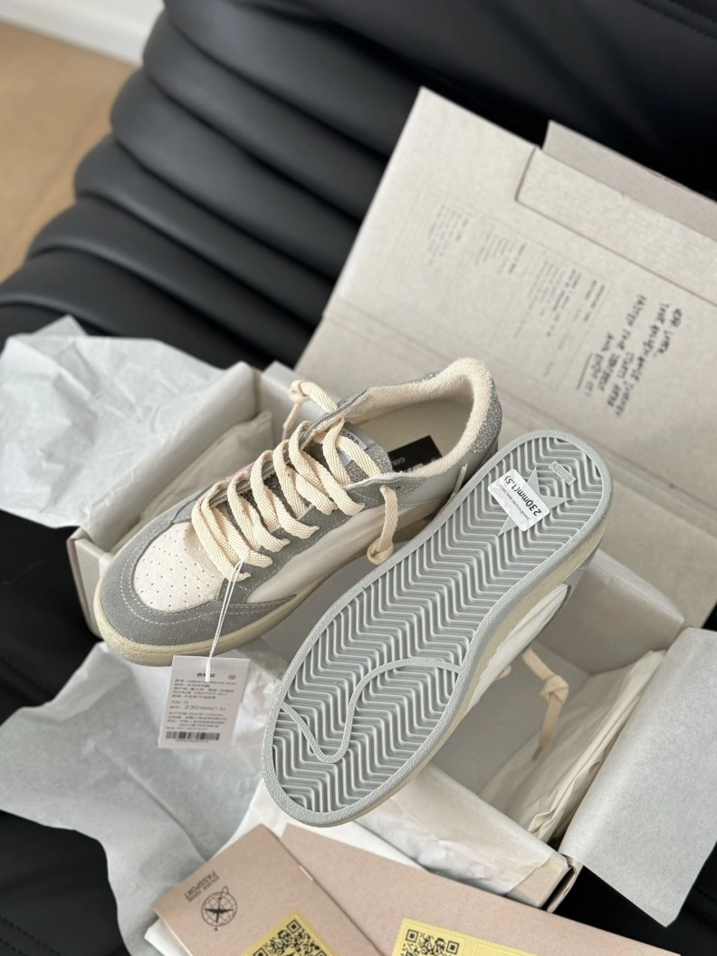 Trendsetting Othxr Sneakers 209525