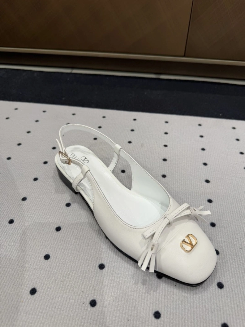Compact Vxlxntino Sandals 228756
