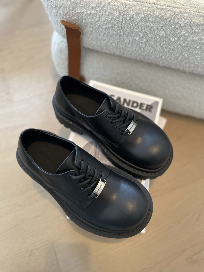 Bxlxnciaga Casual Shoe Refined 109110