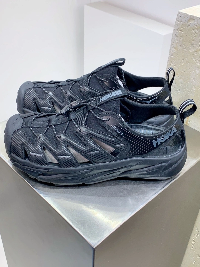 Trendsetting Othxr Sneakers 208146