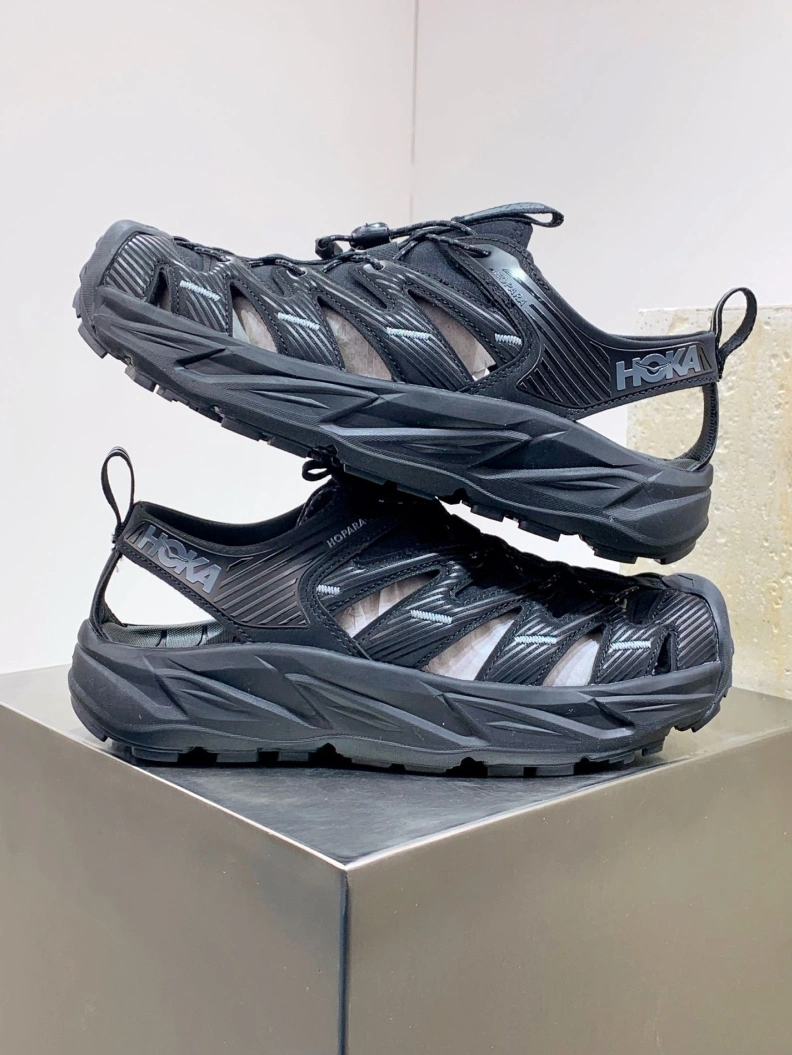 Trendsetting Othxr Sneakers 208146