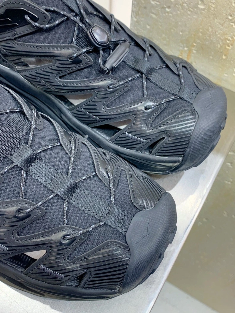 Trendsetting Othxr Sneakers 208146