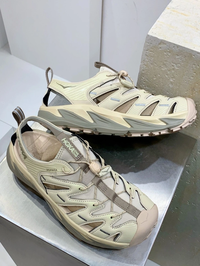 Versatile Othxr Sneakers 208149