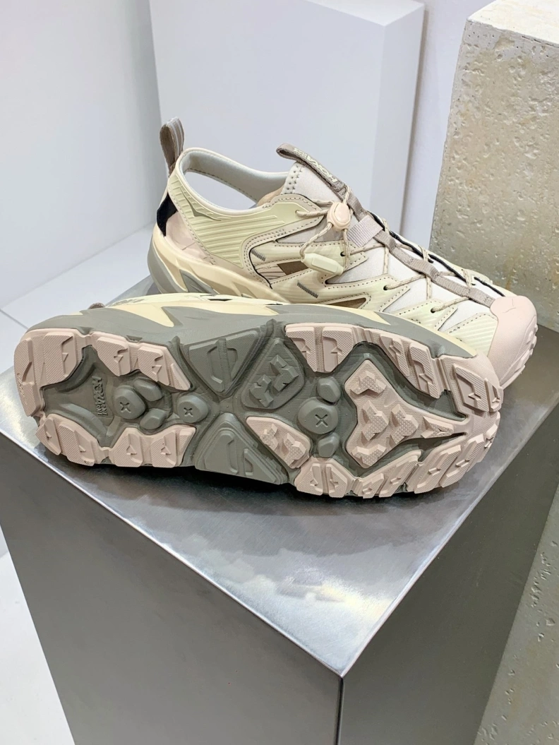 Versatile Othxr Sneakers 208149