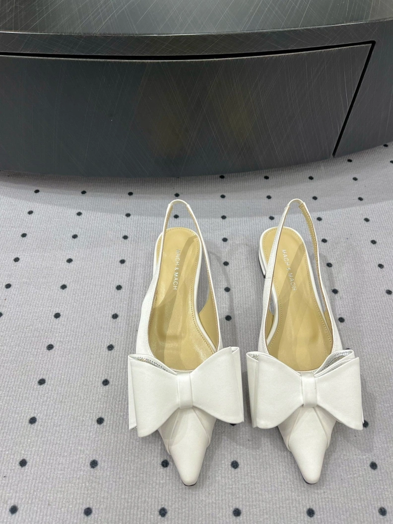 EyeCatching Othxr Sandals 208509