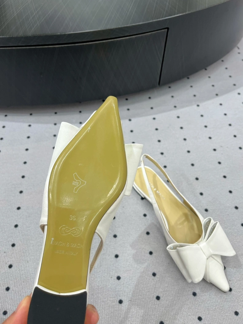 EyeCatching Othxr Sandals 208509