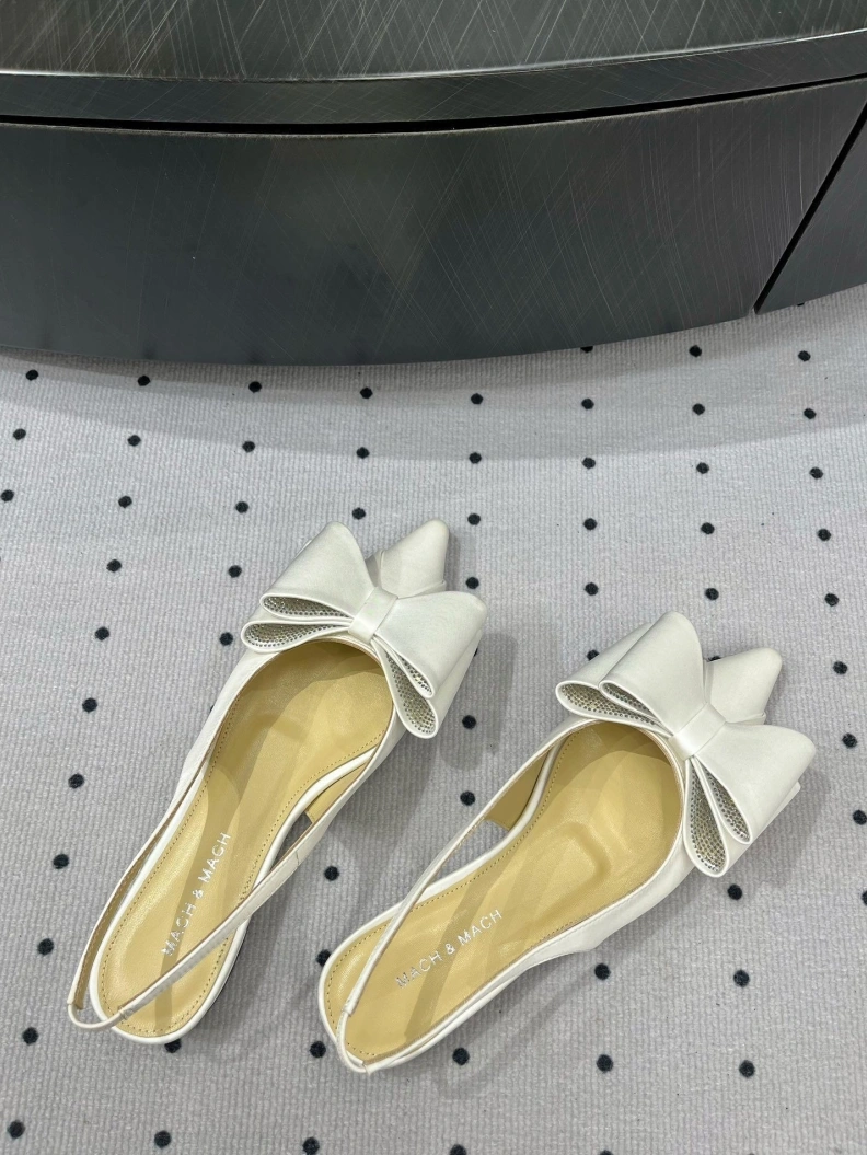 EyeCatching Othxr Sandals 208509