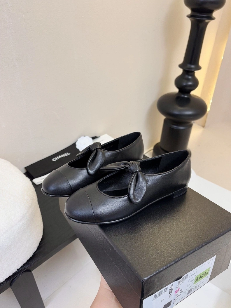 Durable Chxnxl Flat Shoes 117675