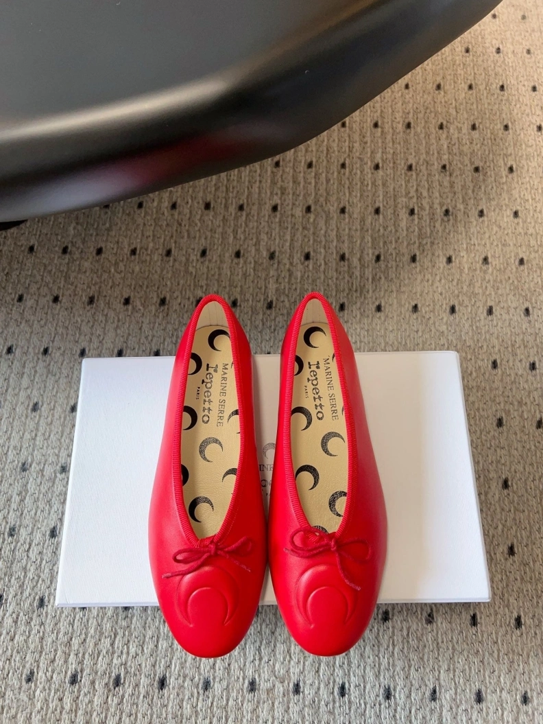 Othxr flat shoes ModernLook 208856