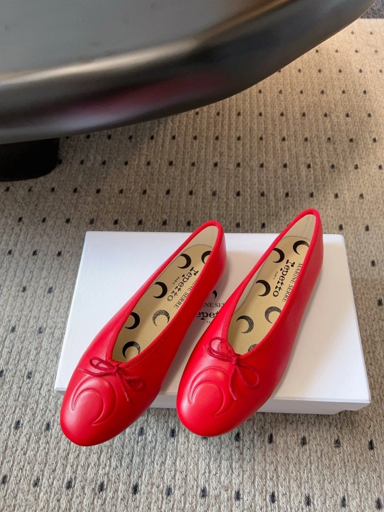 Othxr flat shoes ModernLook 208856