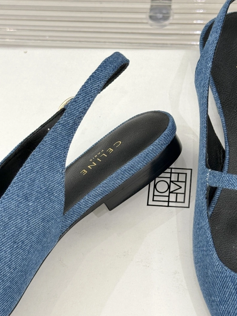 Sophisticated Cxlxne Sandals 115764