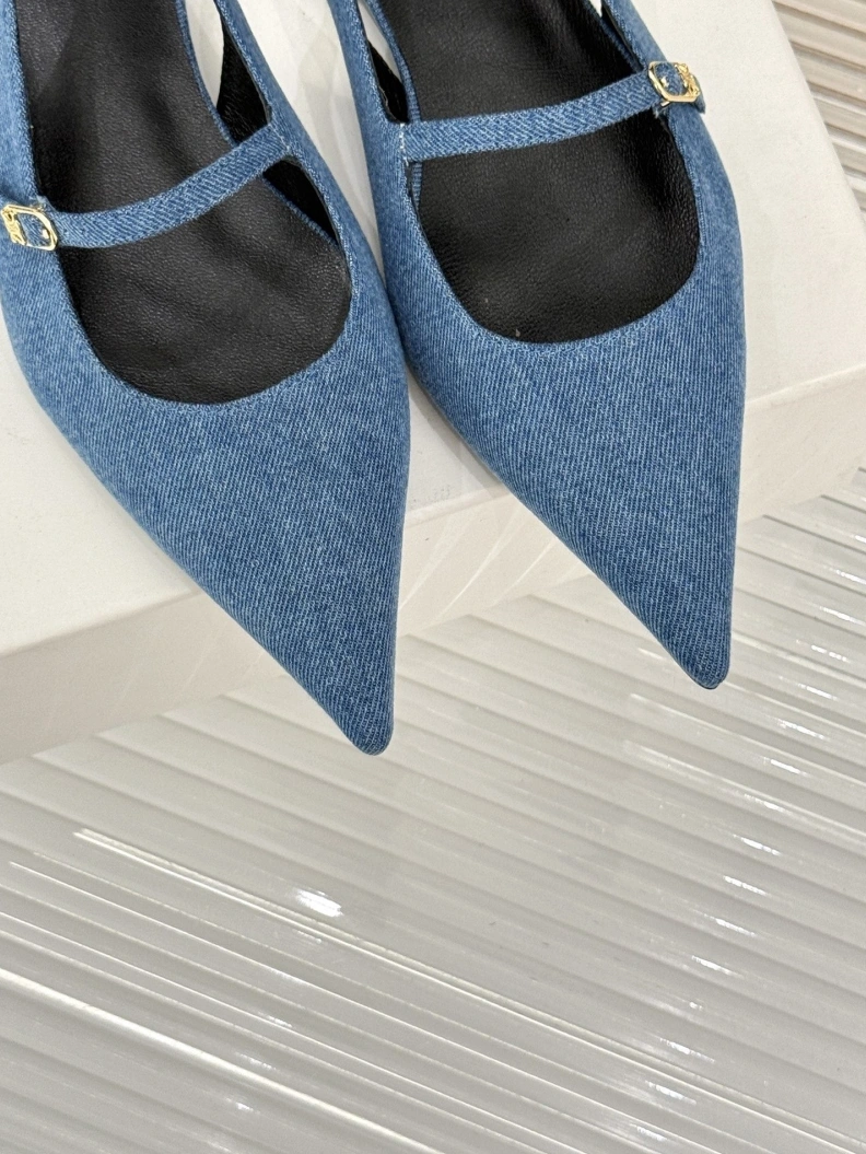 Sophisticated Cxlxne Sandals 115764