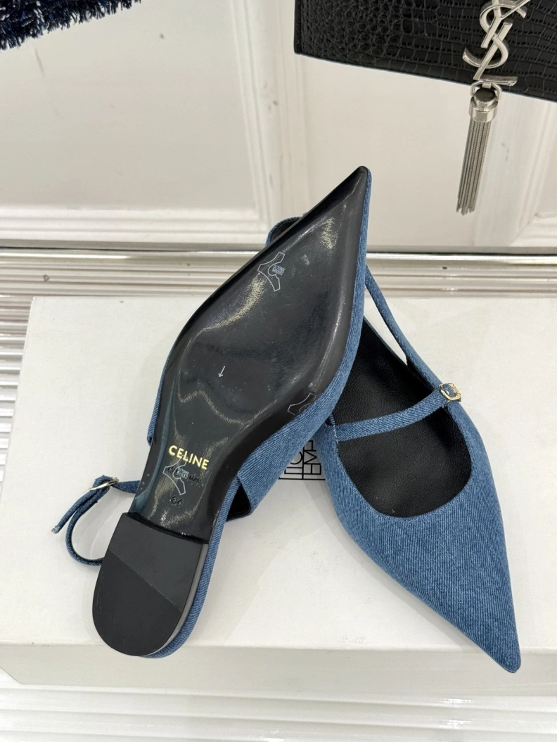 Sophisticated Cxlxne Sandals 115764