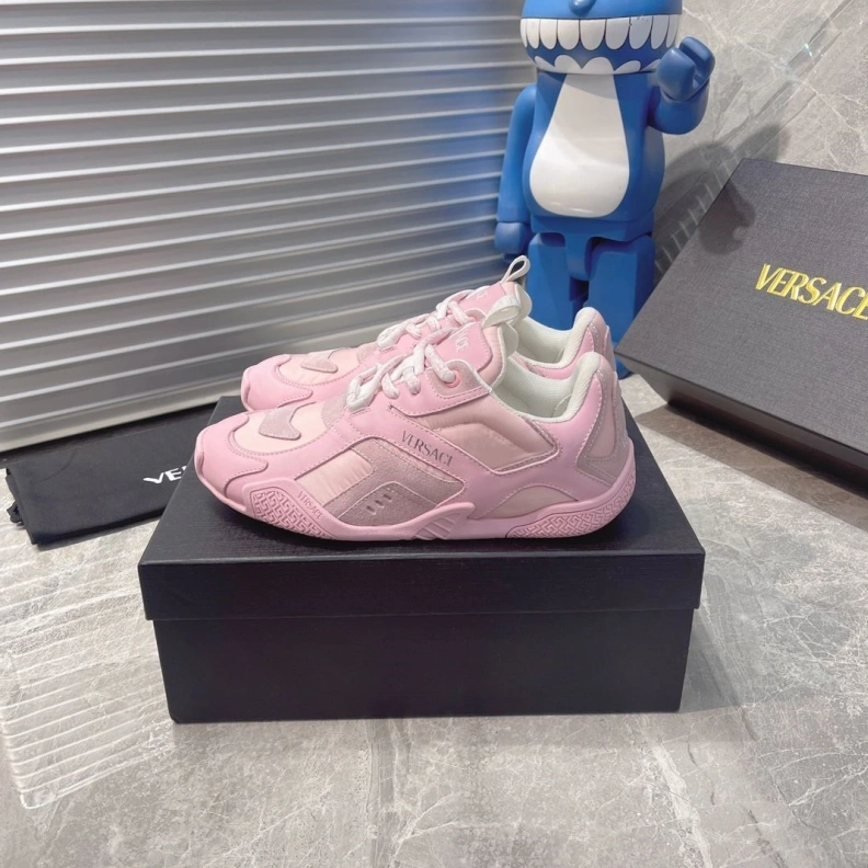 Trendy Gxvxnchy Sneakers 151719