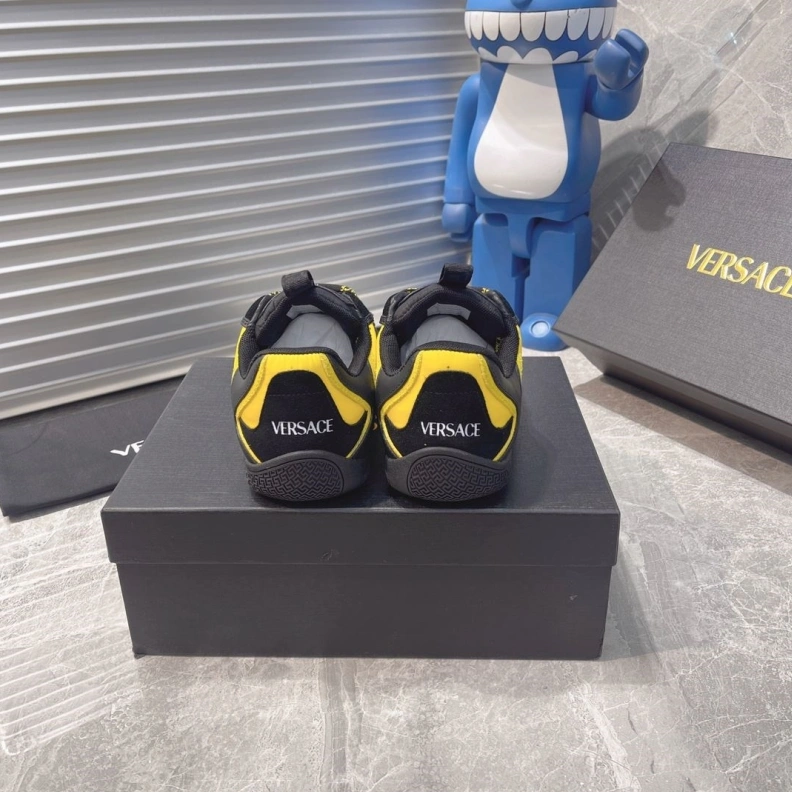 Cozy Gxvxnchy Sneakers 151725