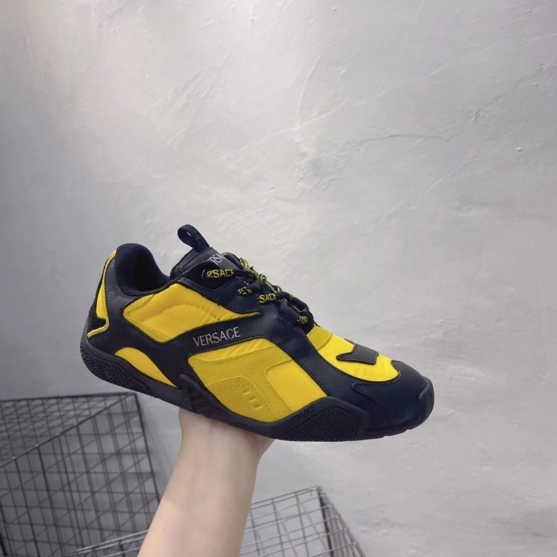Cozy Gxvxnchy Sneakers 151725