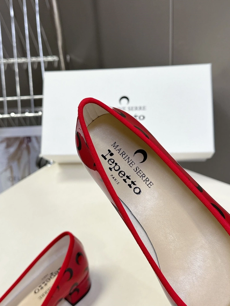 Bold Othxr flat shoes 208849
