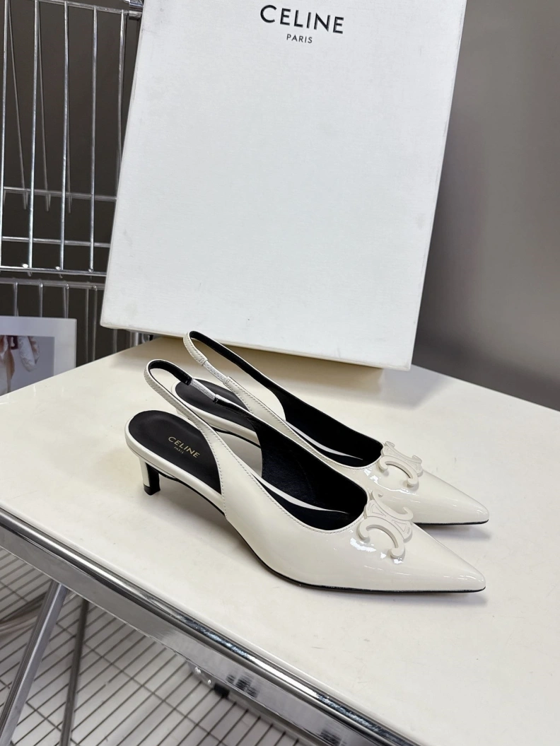 Versatile Chxnxl Sandals 117555