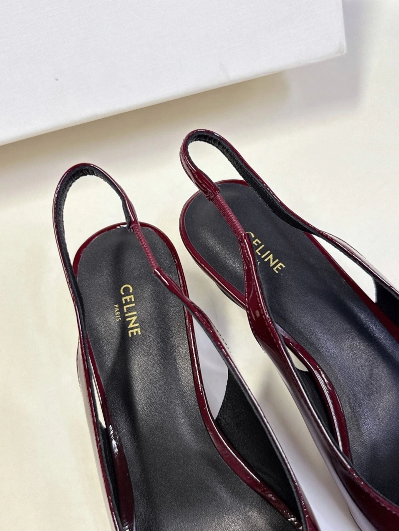 AllSeason Chxnxl Sandals 117553