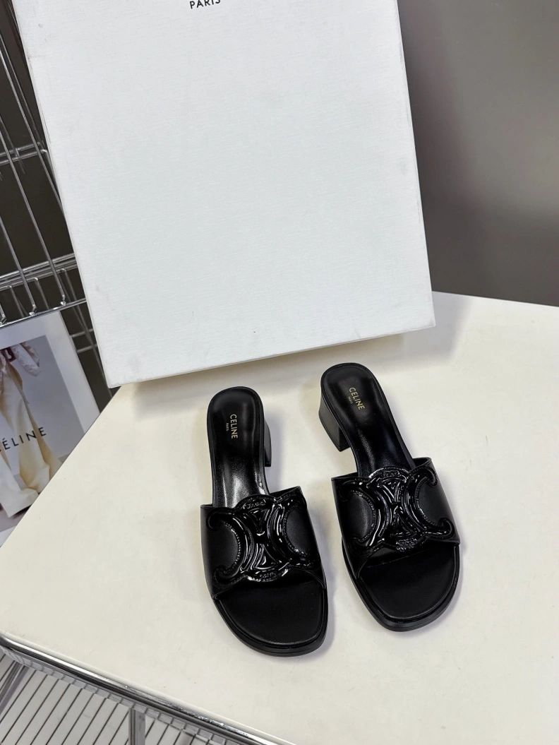 Flexible Cxlxne Sandals 115766